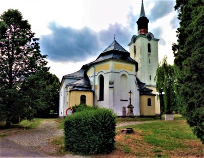 30-cvikov---kostel.jpg