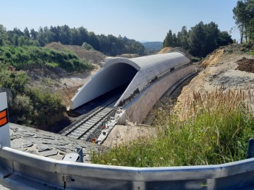 11-tunel-pro-zleznici.jpg